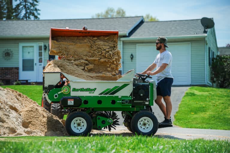 Easy to loadup sand for topdressing with the multispread 415 stand on topdresser
